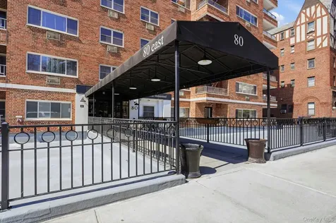 80 E Hartsdale Avenue Hartsdale NY 10530