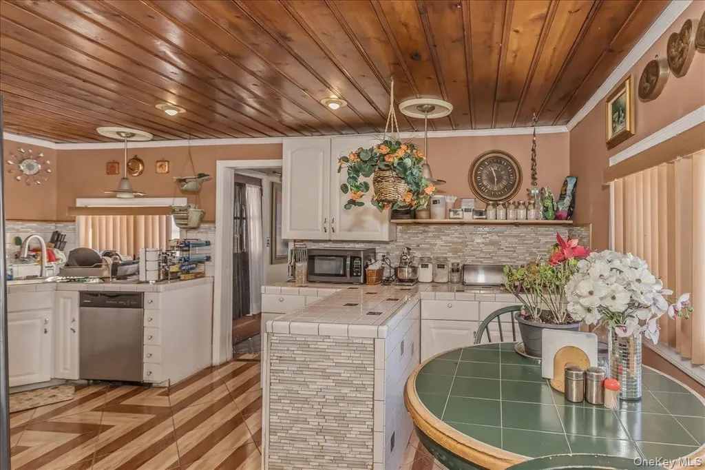 12 Stone Boulevard Massapequa NY 11758