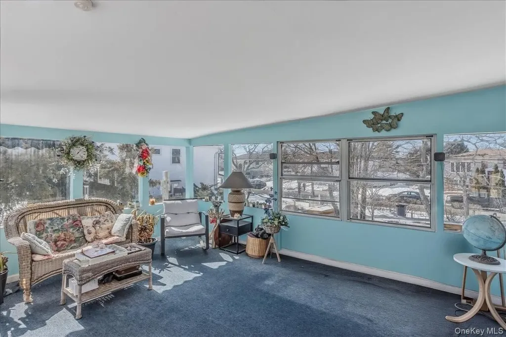 12 Stone Boulevard Massapequa NY 11758
