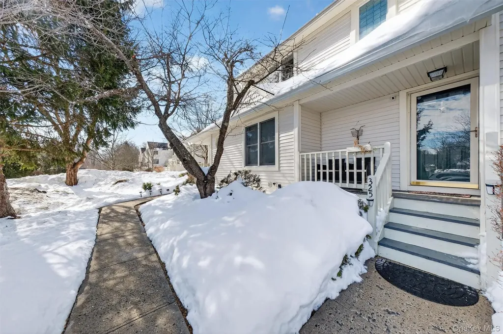 325 Cornwall Meadows Lane Patterson NY 12563