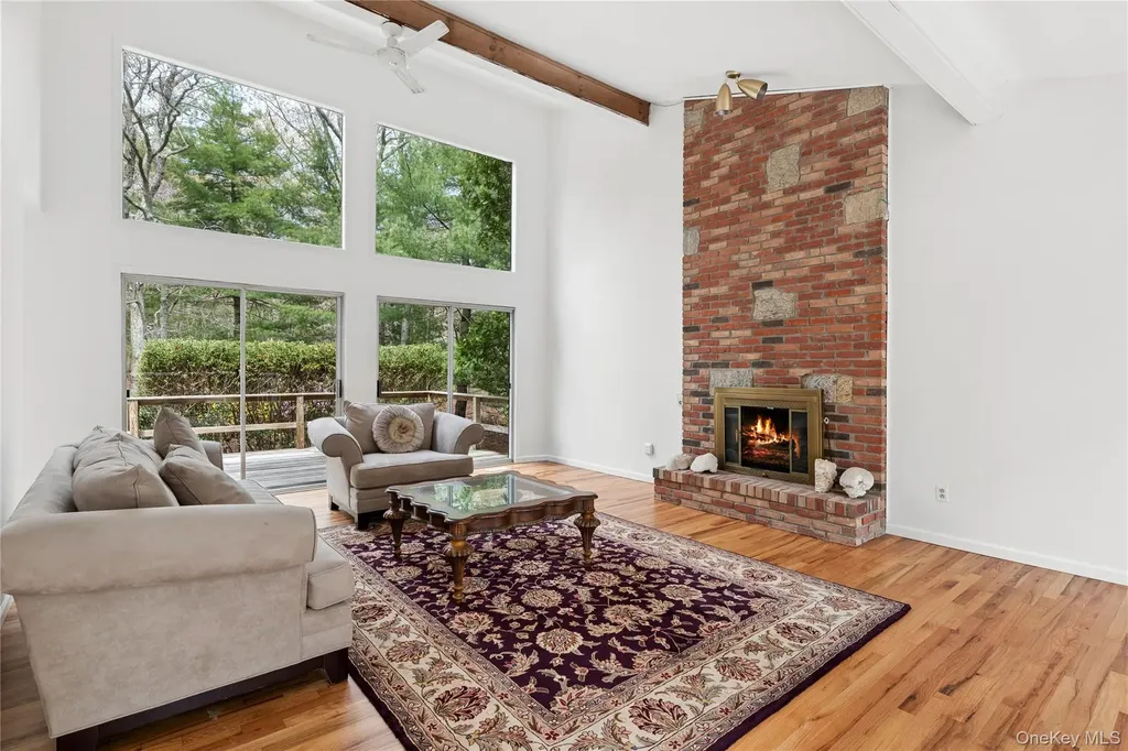 5 Cattalo Circle East Hampton NY 11937