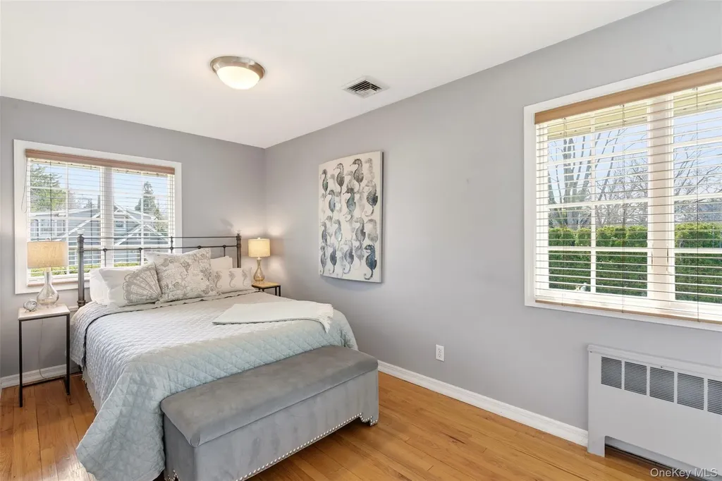 36 Bay Drive E Huntington NY 11743