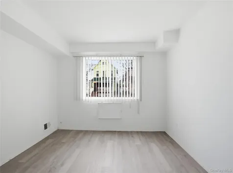 15 Davidson Court Staten Island NY 10303