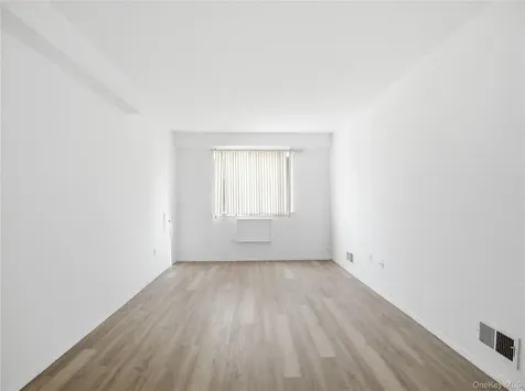 15 Davidson Court Staten Island NY 10303