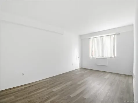 15 Davidson Court Staten Island NY 10303