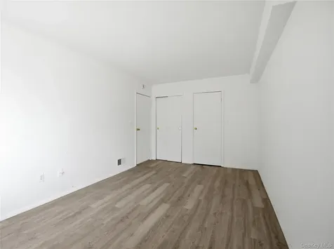15 Davidson Court Staten Island NY 10303