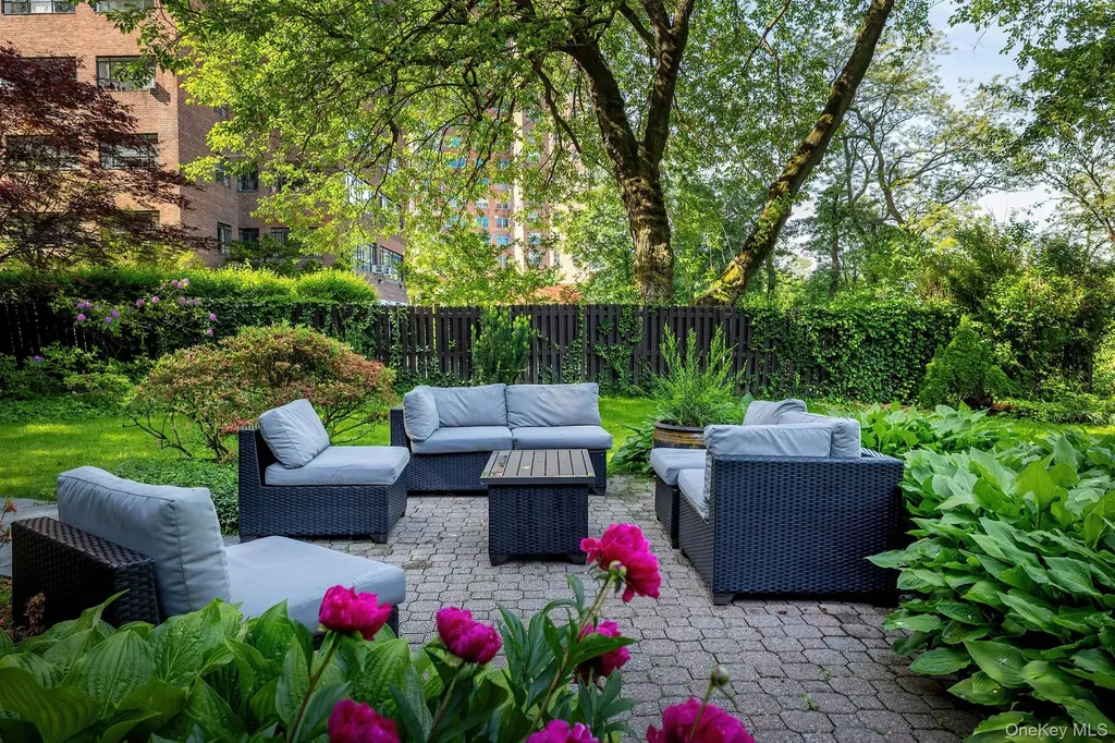 2727 Palisade Avenue Bronx NY 10463