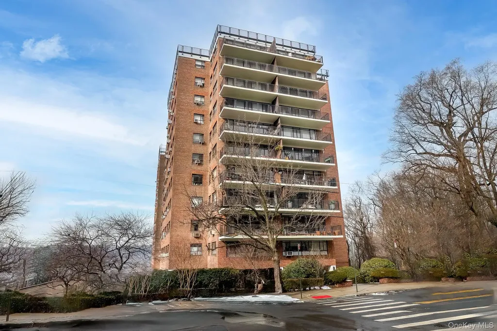 2727 Palisade Avenue Bronx NY 10463