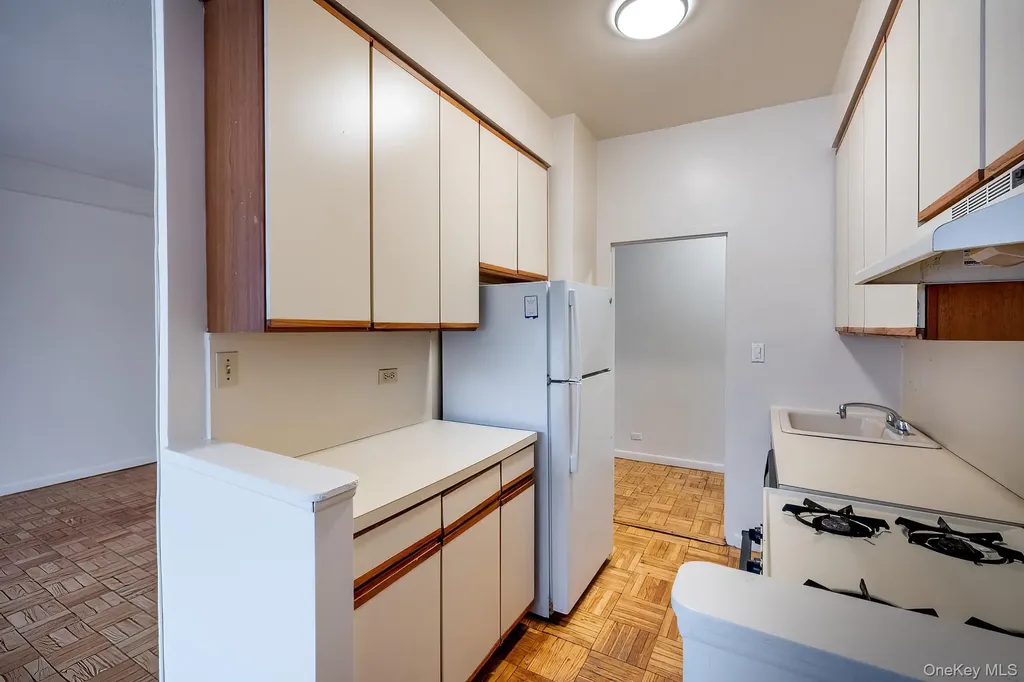 2727 Palisade Avenue Bronx NY 10463