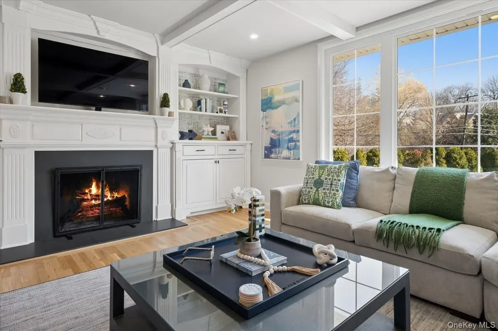 31 Priory Lane Pelham NY 10803