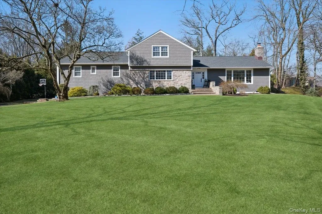 31 Priory Lane Pelham NY 10803