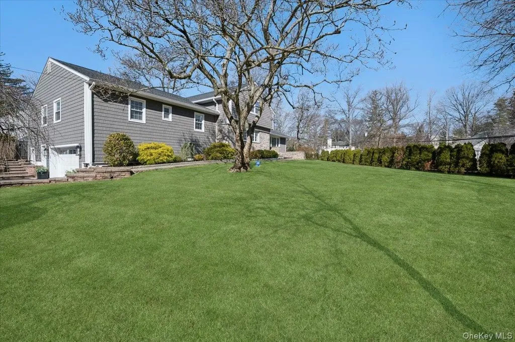 31 Priory Lane Pelham NY 10803
