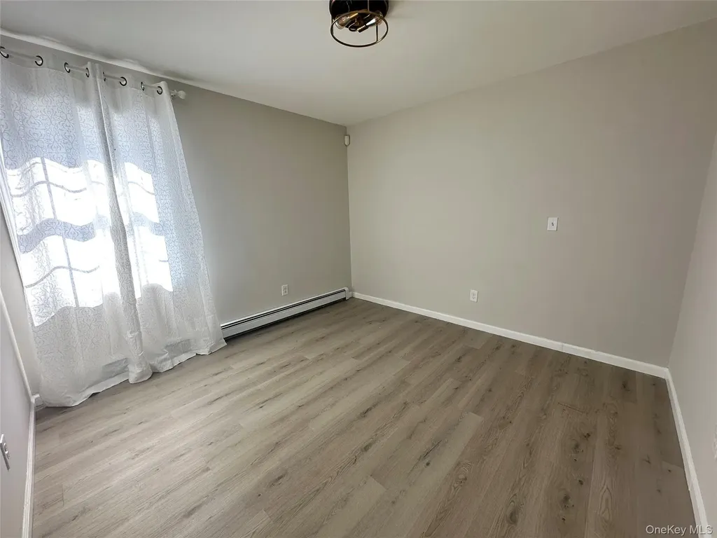 1241 Ridgebury Road New Hampton NY 10958