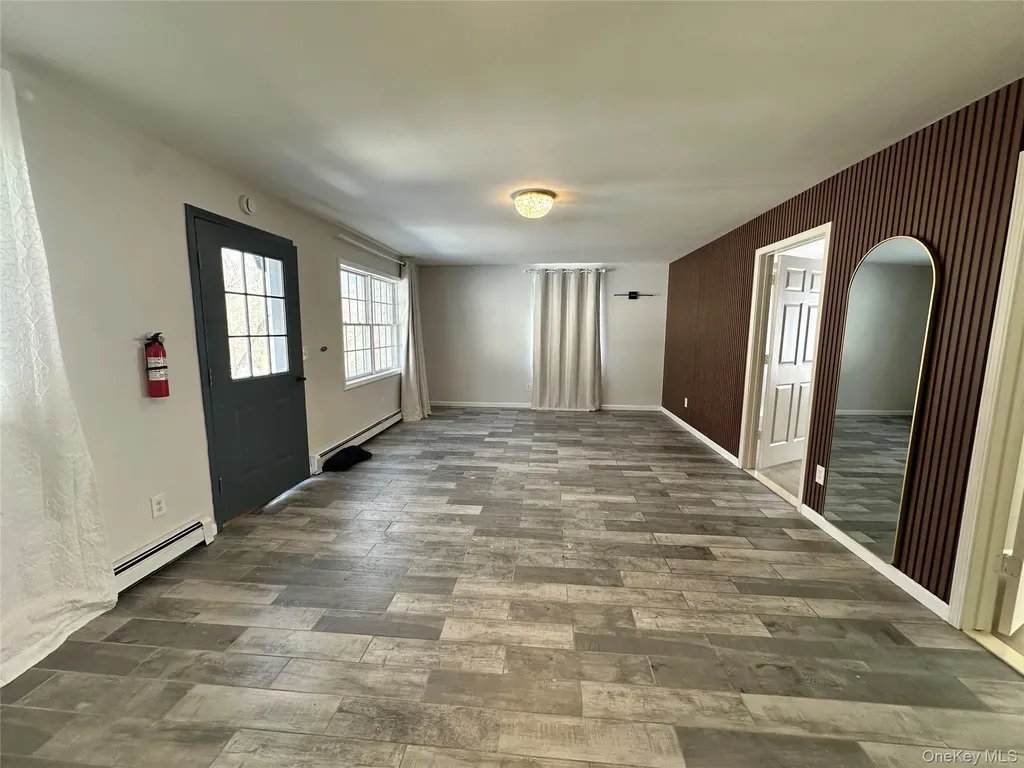 1241 Ridgebury Road New Hampton NY 10958