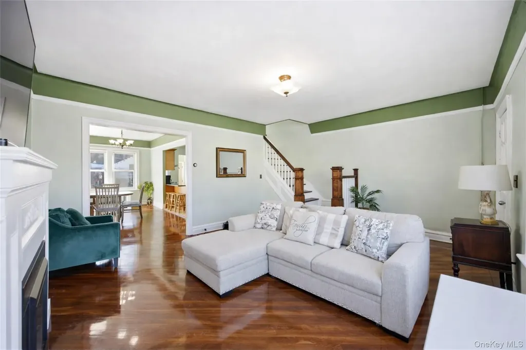 14740 33rd Avenue Flushing NY 11354