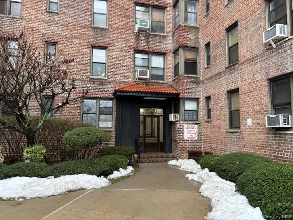 2220 Burnett Street Brooklyn NY 11229