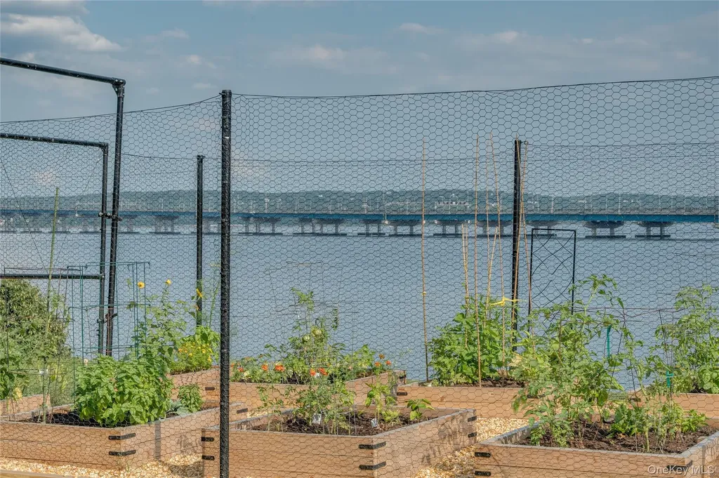 4 Salisbury Point Nyack NY 10960