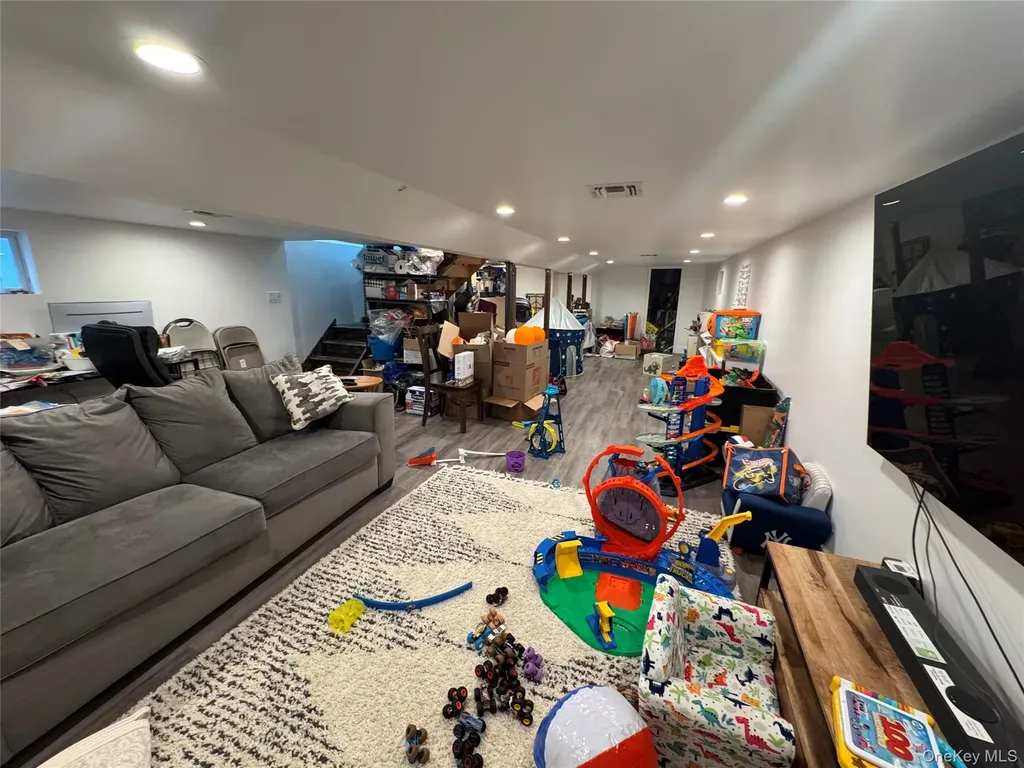 63 Ohio Avenue Long Beach NY 11561