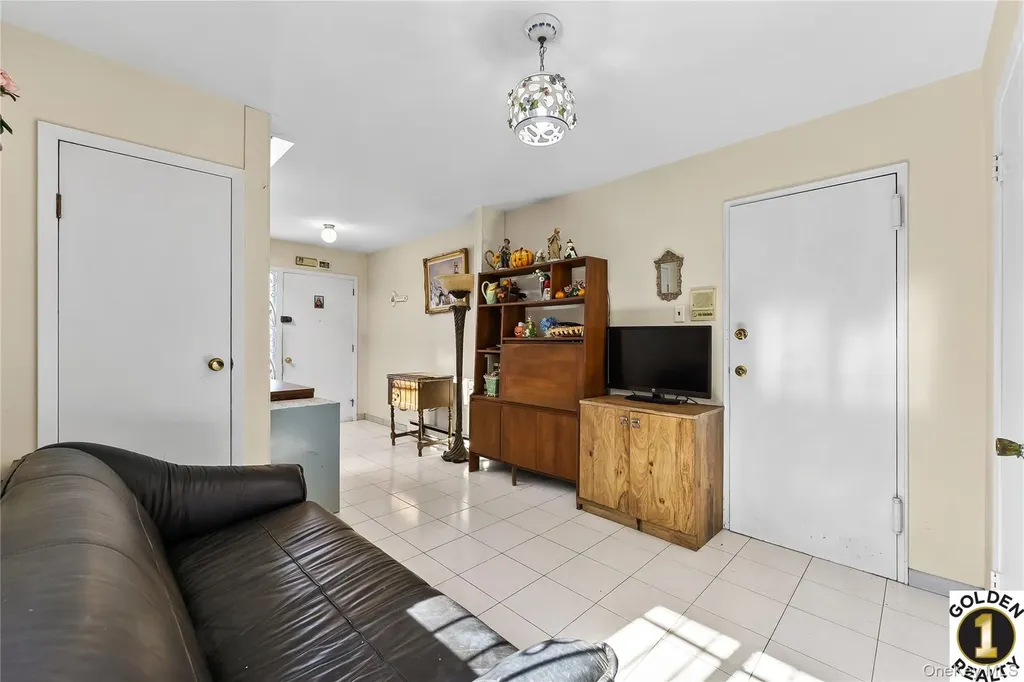 1665 156th Street Whitestone NY 11357