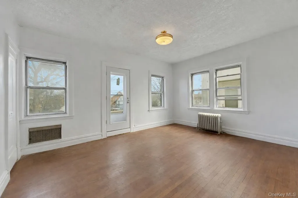 2335 Yates Avenue Bronx NY 10469