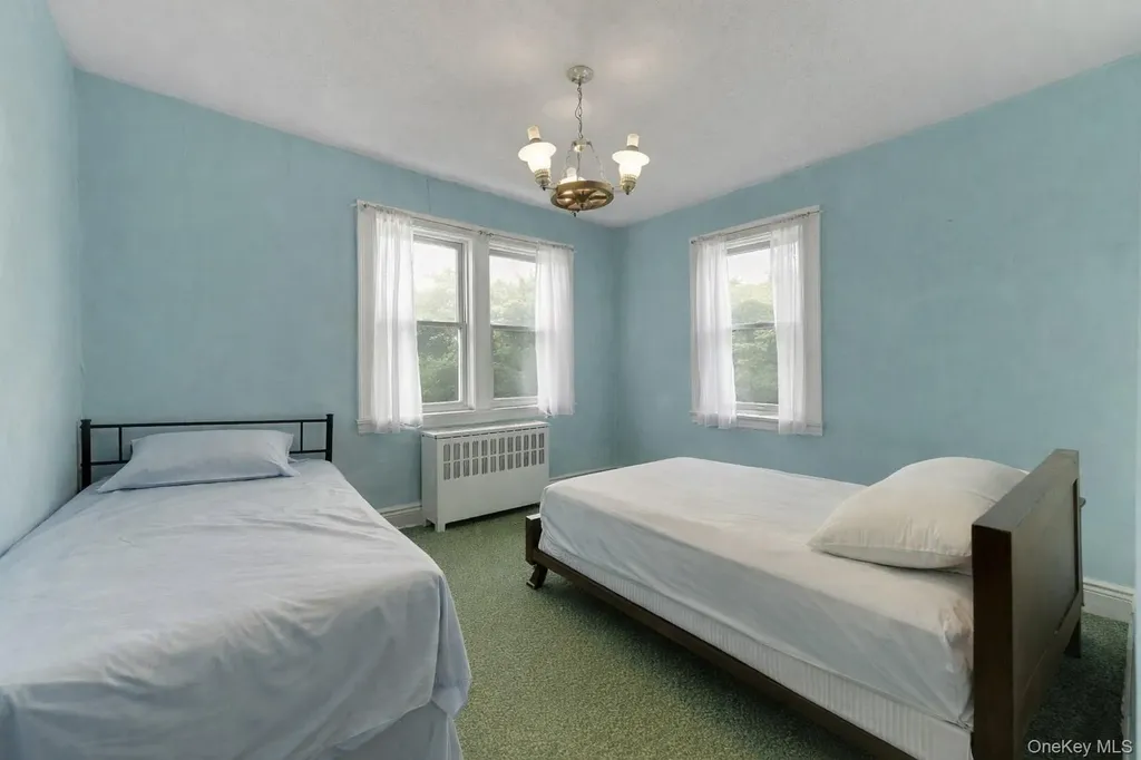 2335 Yates Avenue Bronx NY 10469