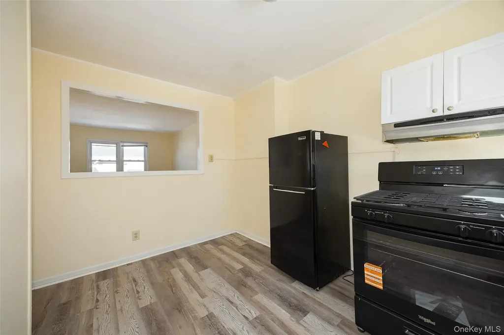 28 Vernon Terrace Poughkeepsie NY 12601