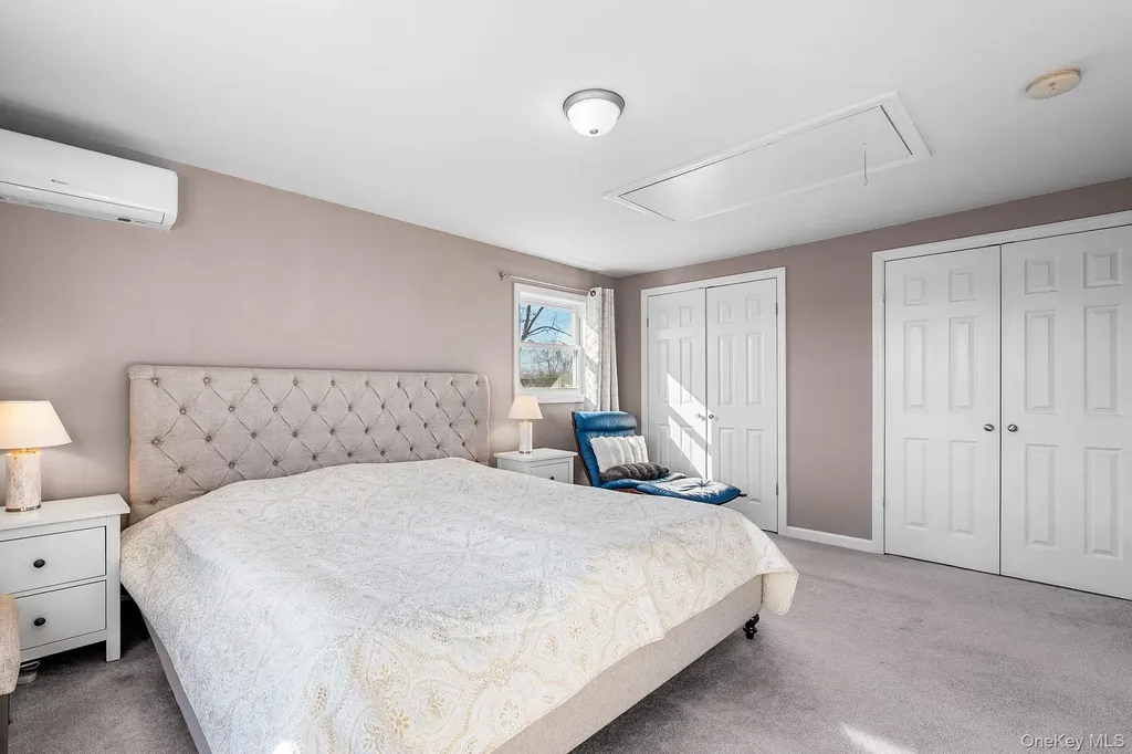 48 Daffodil Lane Wantagh NY 11793