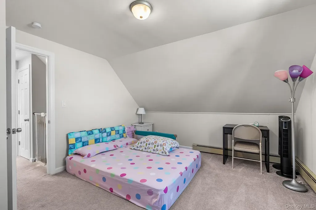 48 Daffodil Lane Wantagh NY 11793