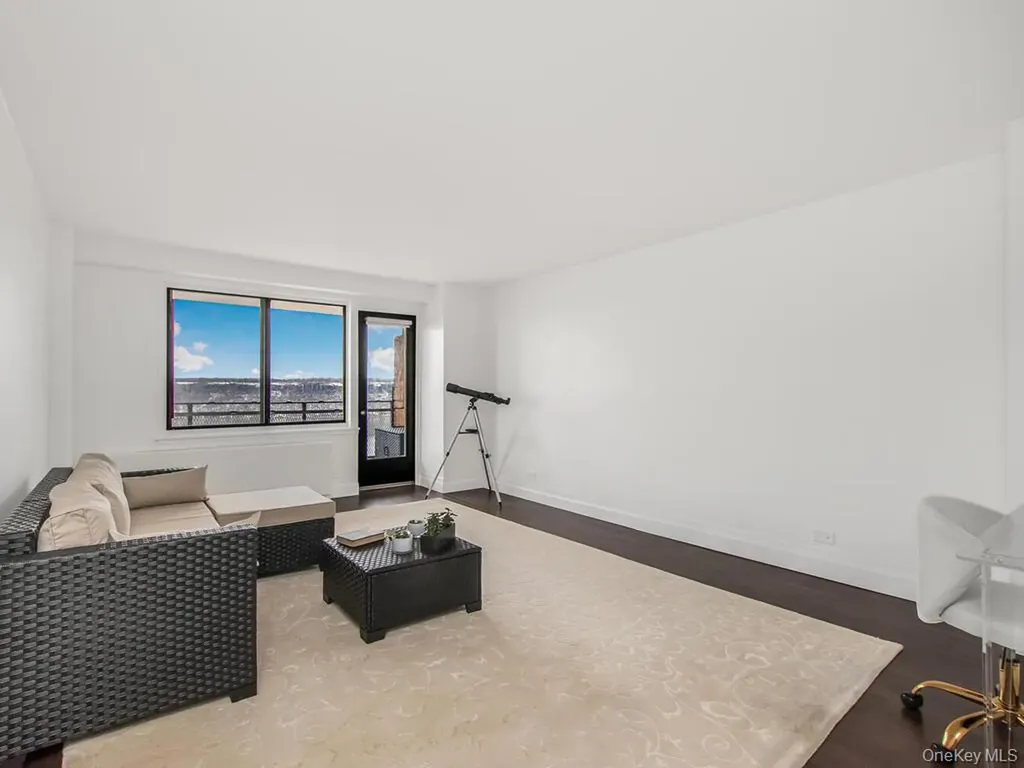 3671 Hudson Manor Terrace Bronx NY 10463