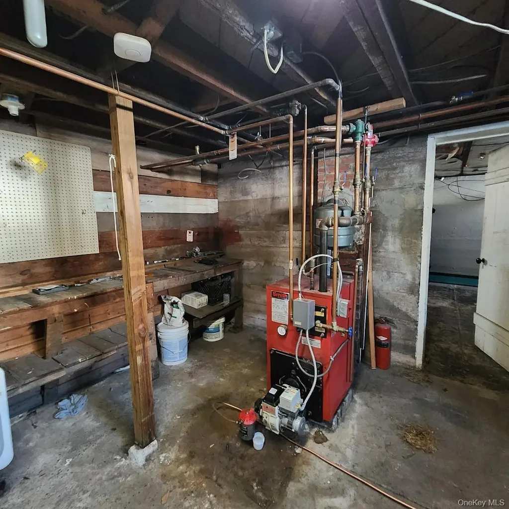 6218 State Route 42 Woodbourne NY 12788
