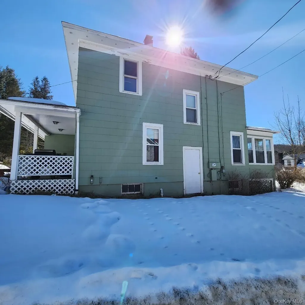 6218 State Route 42 Woodbourne NY 12788