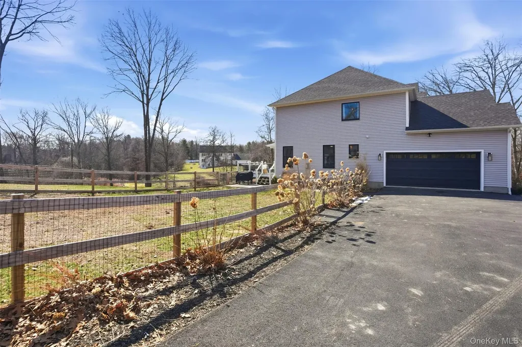 29 Orchard View Drive Marlboro NY 12542