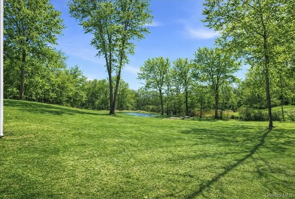 29 Orchard View Drive Marlboro NY 12542