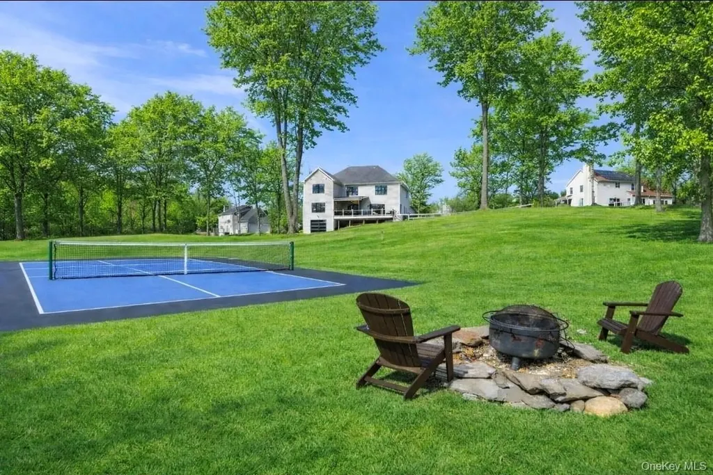 29 Orchard View Drive Marlboro NY 12542
