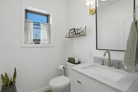 29 Orchard View Drive Marlboro NY 12542
