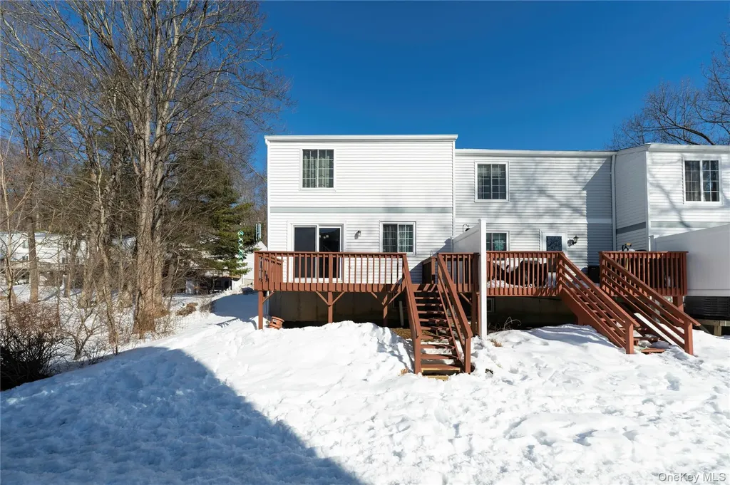 1506 Kings Way Carmel NY 10512