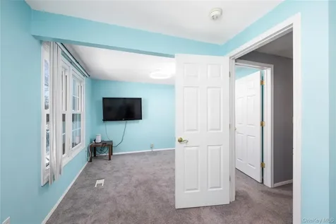 1506 Kings Way Carmel NY 10512
