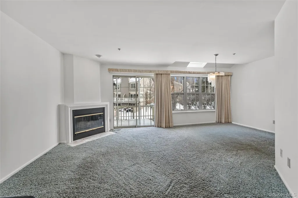 302 Pondside Drive White Plains NY 10607