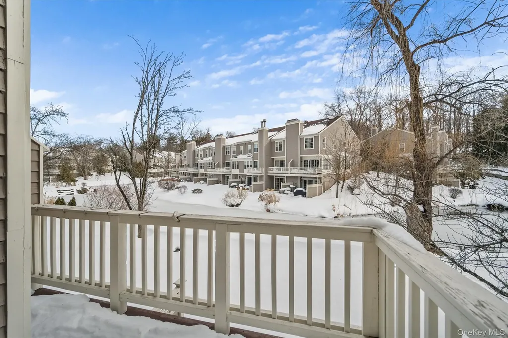 302 Pondside Drive White Plains NY 10607