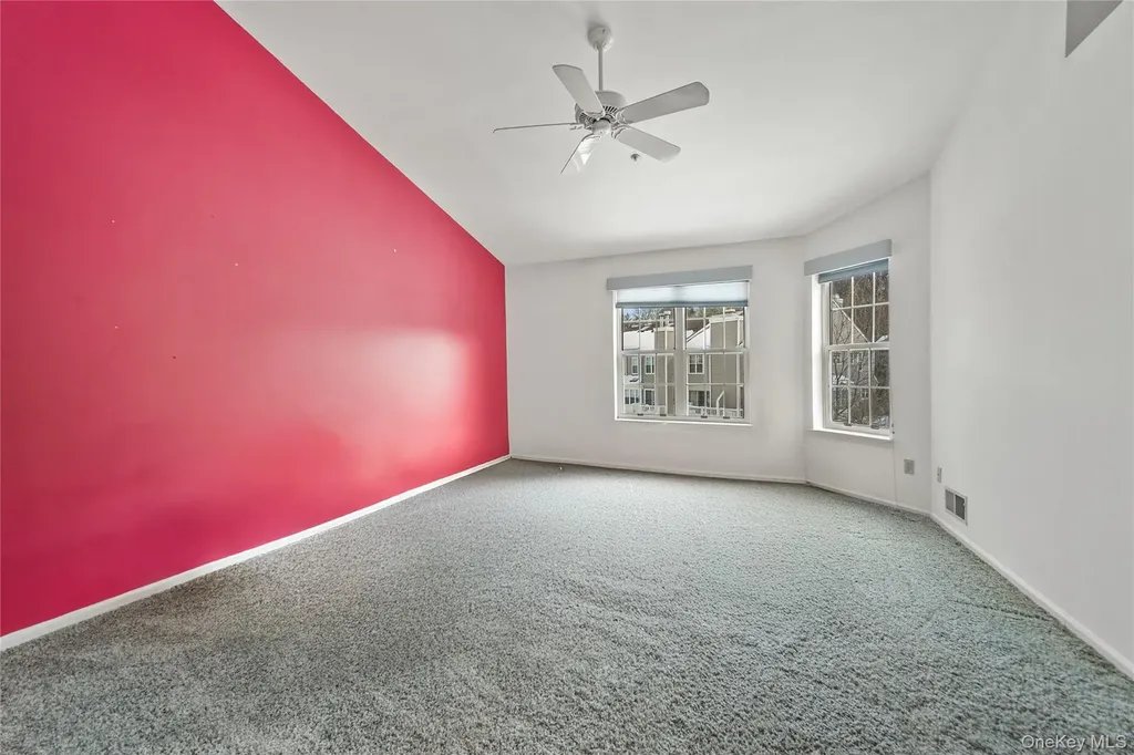 302 Pondside Drive White Plains NY 10607