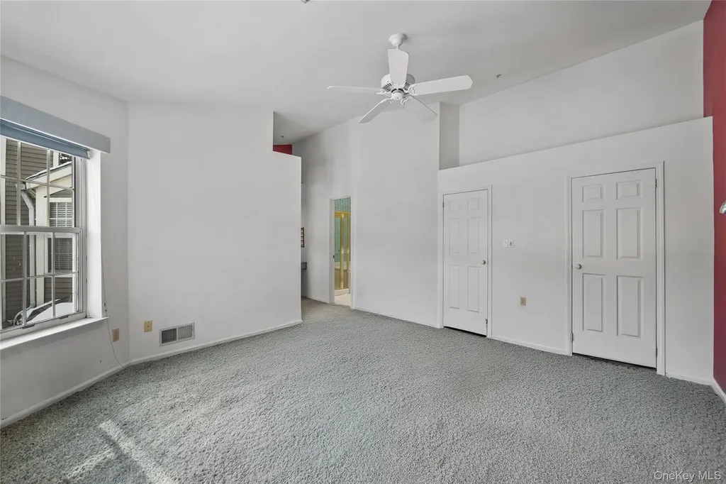 302 Pondside Drive White Plains NY 10607