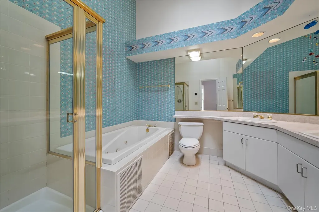 302 Pondside Drive White Plains NY 10607