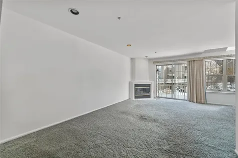302 Pondside Drive White Plains NY 10607
