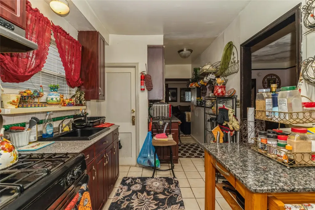 182-26 143rd Avenue Springfield Gardens NY 11413