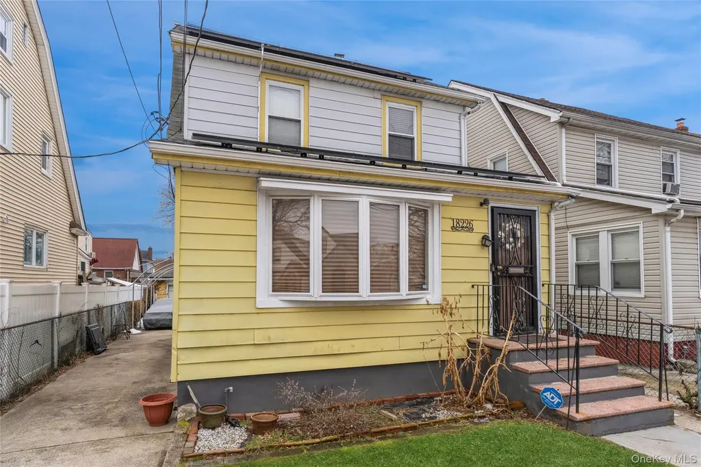 182-26 143rd Avenue Springfield Gardens NY 11413