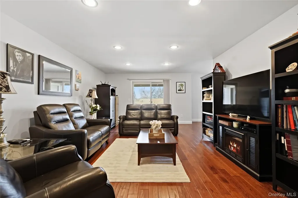 2306 Village Drive Brewster NY 10509