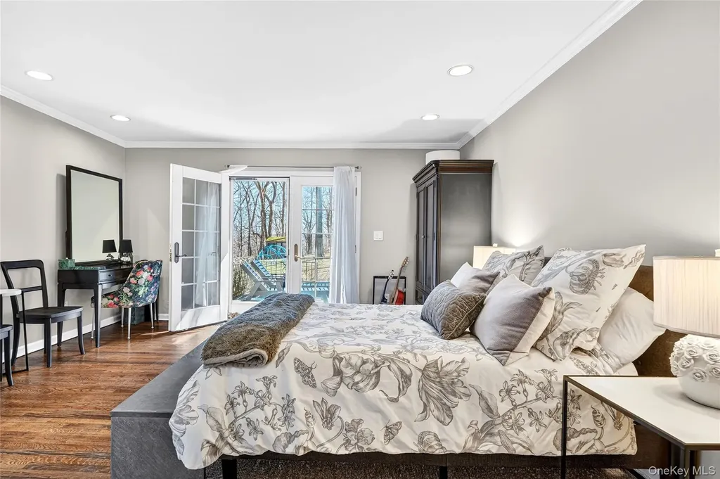 18 Reynolds Lane Katonah NY 10536