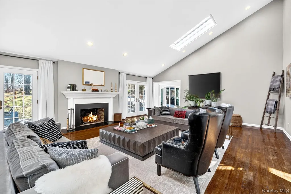 18 Reynolds Lane Katonah NY 10536