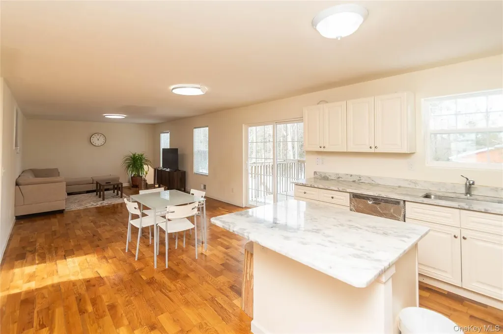 62 Bristol Circle Rock Hill NY 12775