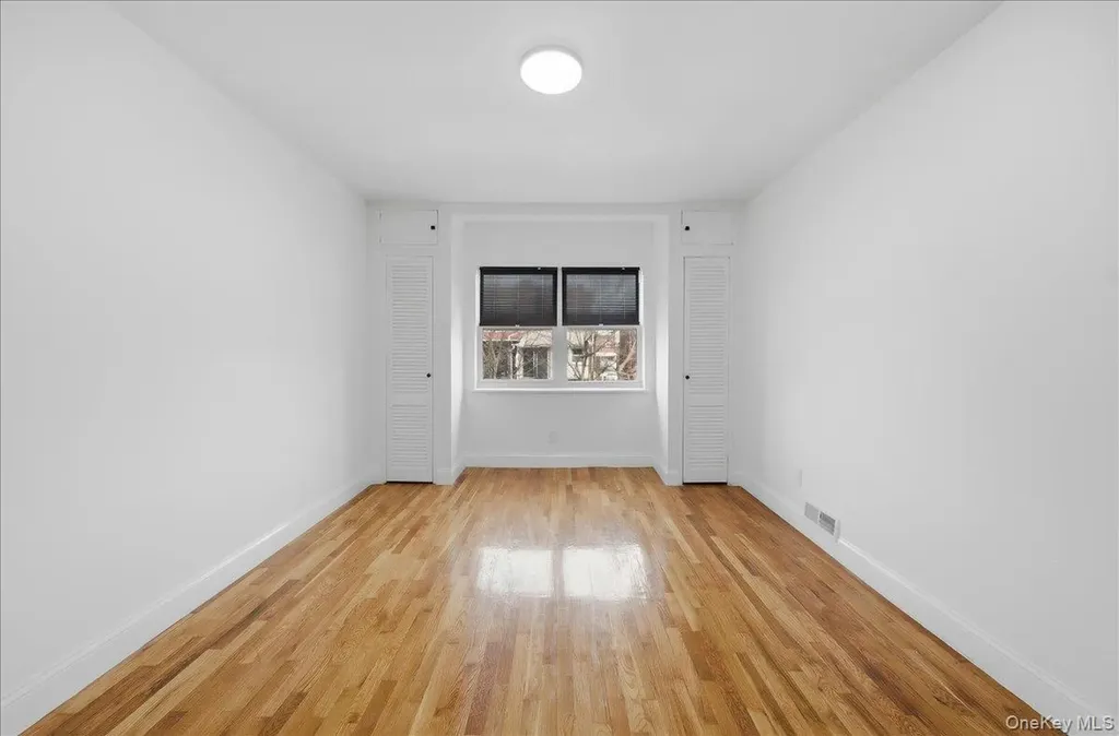 252 Brinsmade Avenue Bronx NY 10465